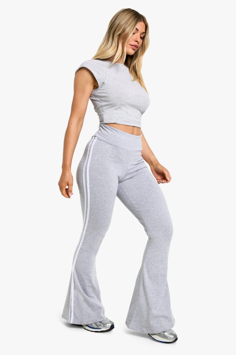 брюк -брюк із смугою