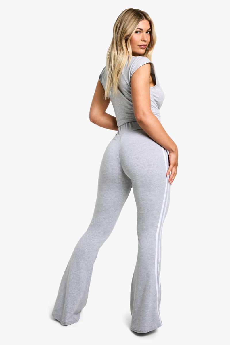 брюк -брюк із смугою