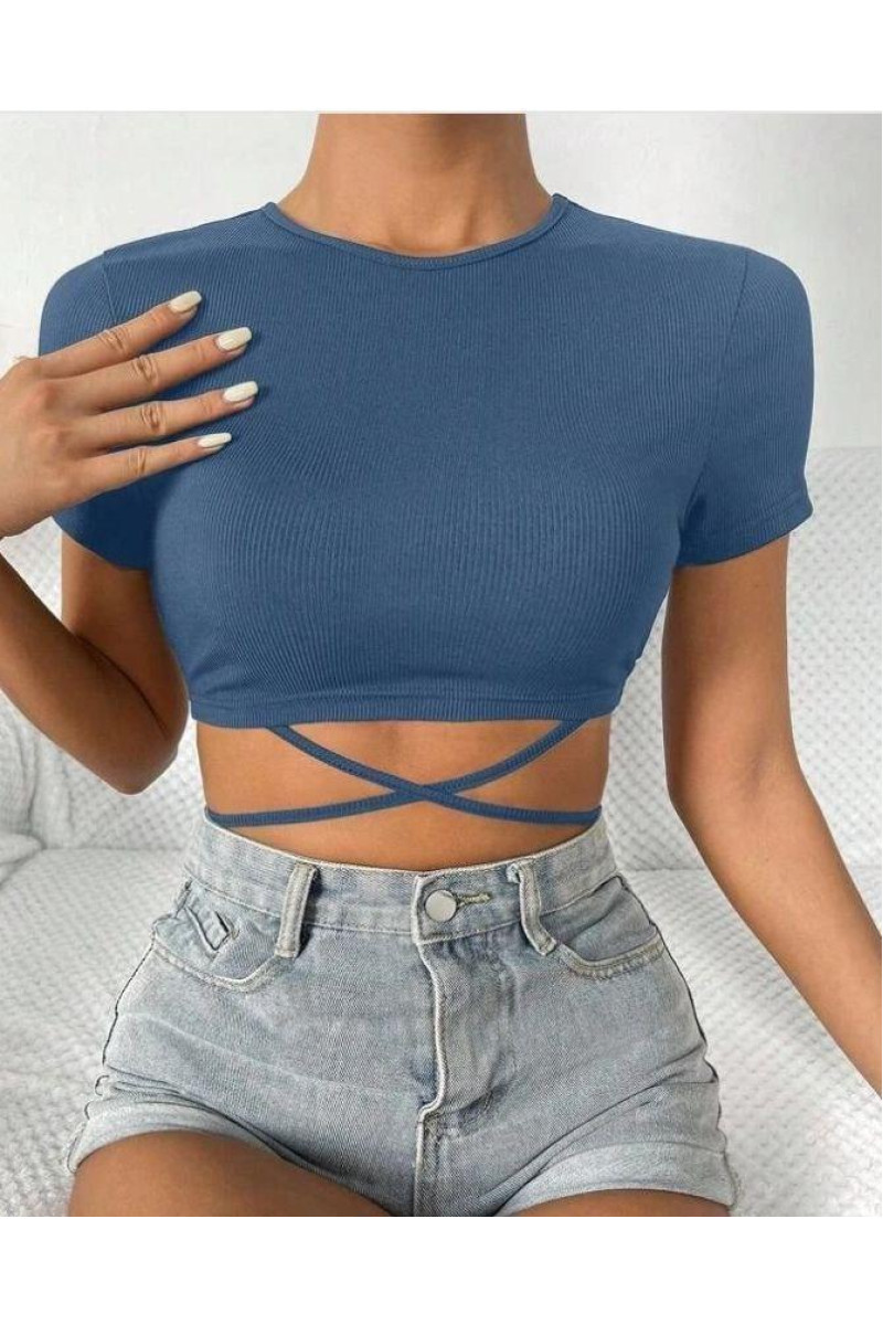 Топ із зав’язками 