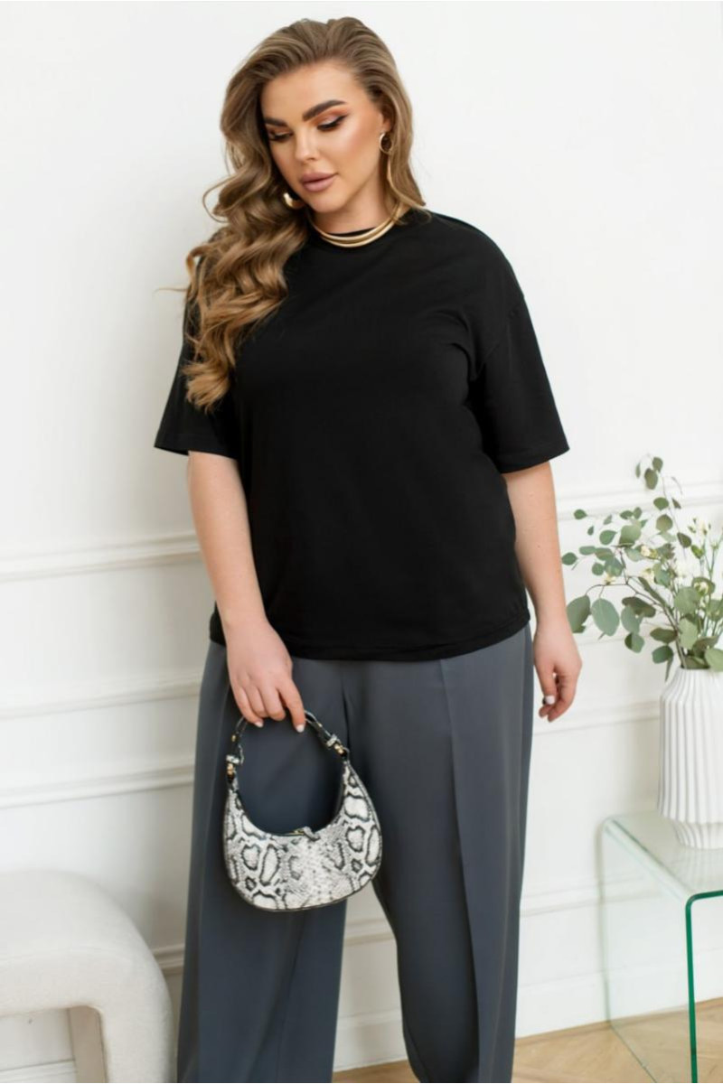 Трикотажна жіноча футболка 