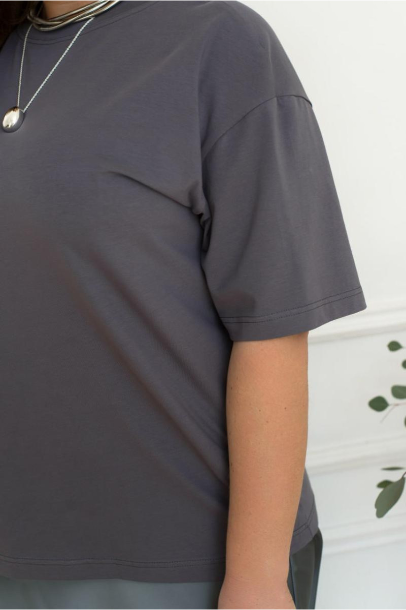 Трикотажна жіноча футболка 