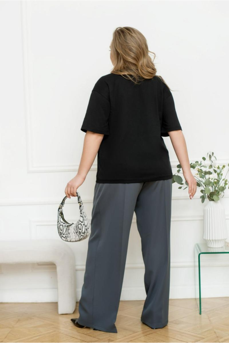 Трикотажна жіноча футболка 