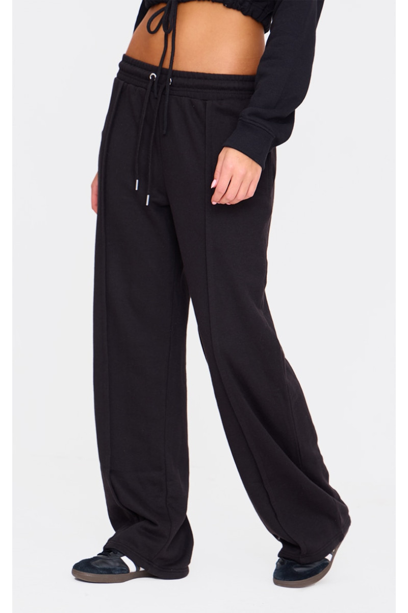 Чорні широкі джоггери зі шнурками
