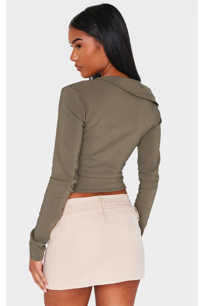 Оливковий бенгальський асиметричний довгий топ із рюшами