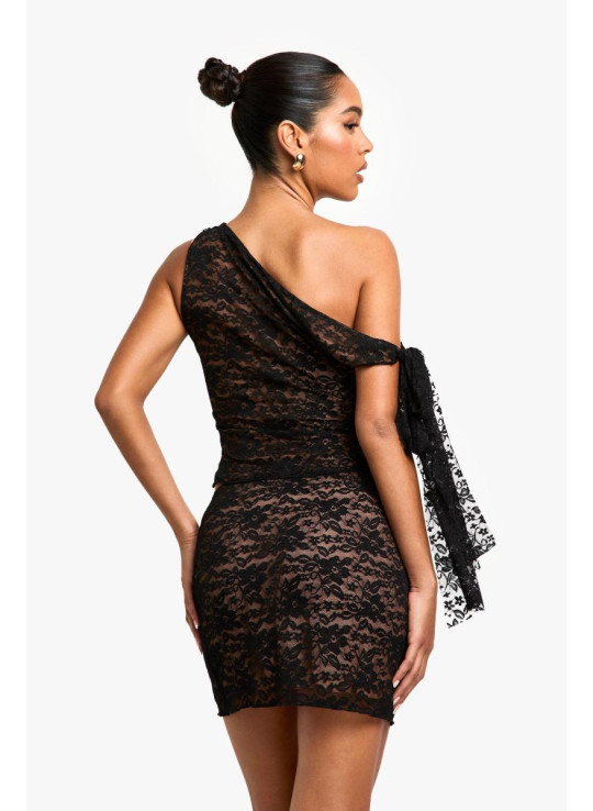 Топ з відкритими плечима з мереживною підкладкою