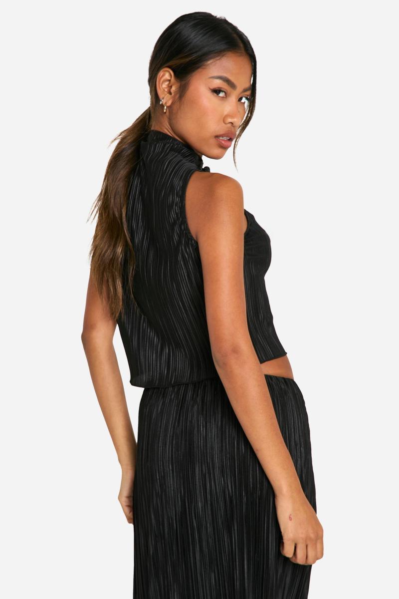 Безрукавка з плісою з високим вирізом