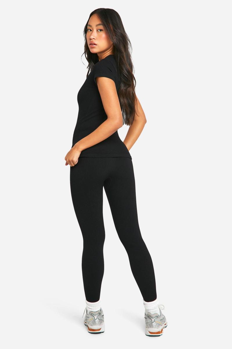 Безшовні контурні легінси в рубчик