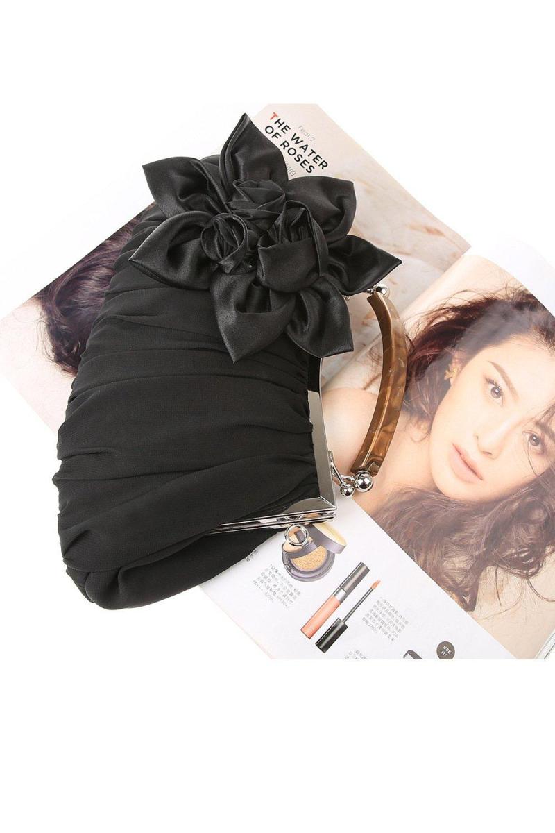 Сумка зчеплення атласної троянди