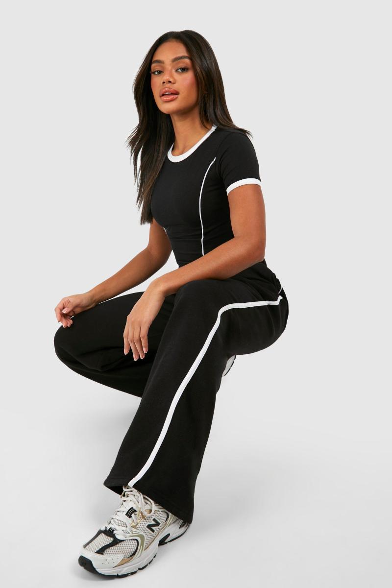 Футболка з окантовкою та спортивний комплект із прямими штанинами