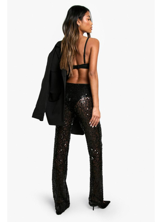 Мереживні кльоші з паєток і бісеру