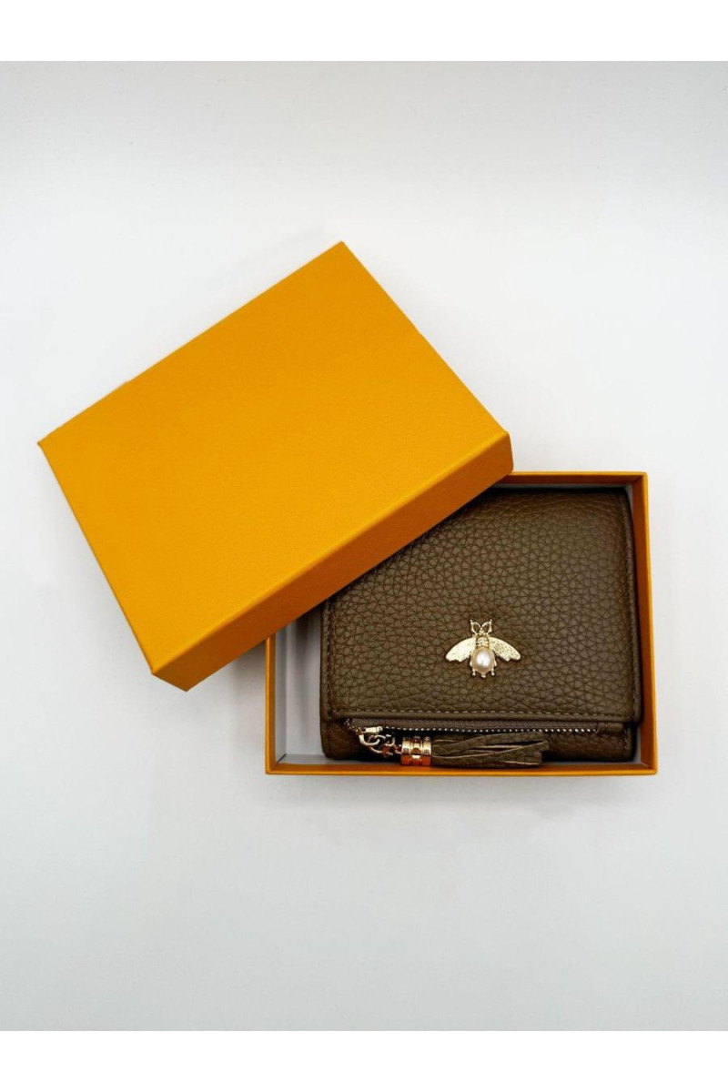 Бежевий гаманець з прикрасами-бджілками