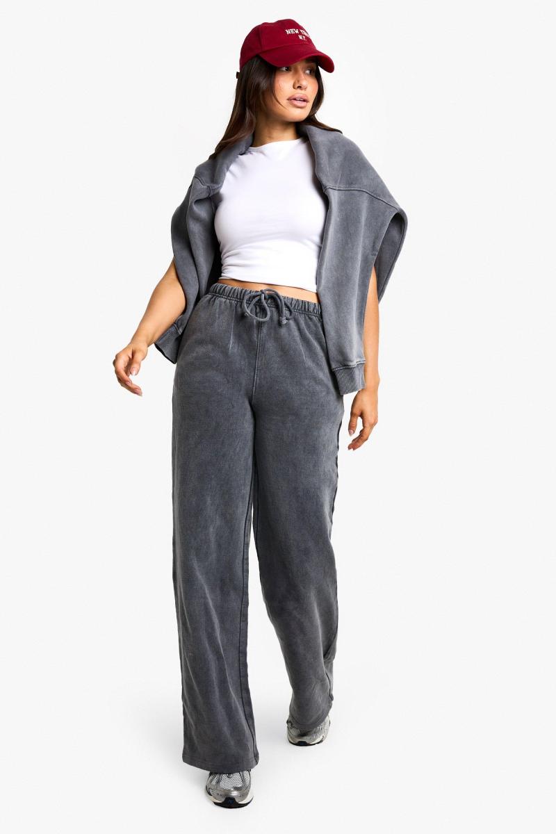 Високий широкий пробіг ноги